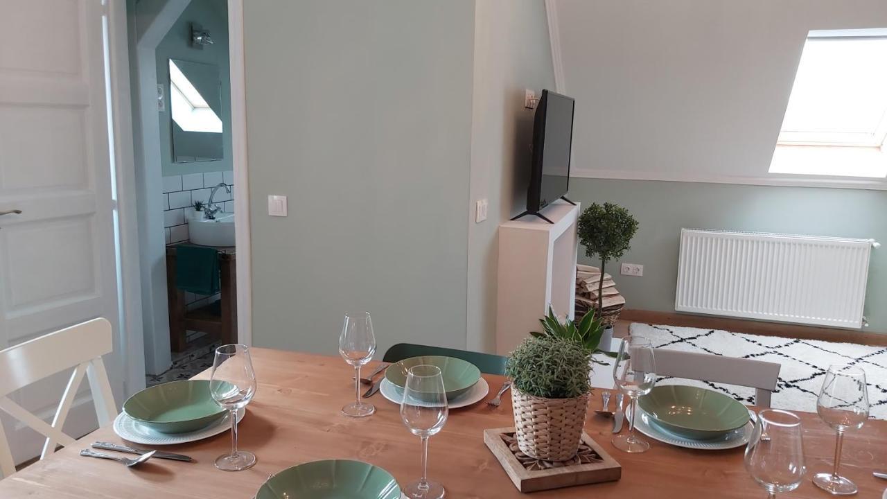 A Zoldbiciklis Haz Apartment Egerszalók Екстериор снимка